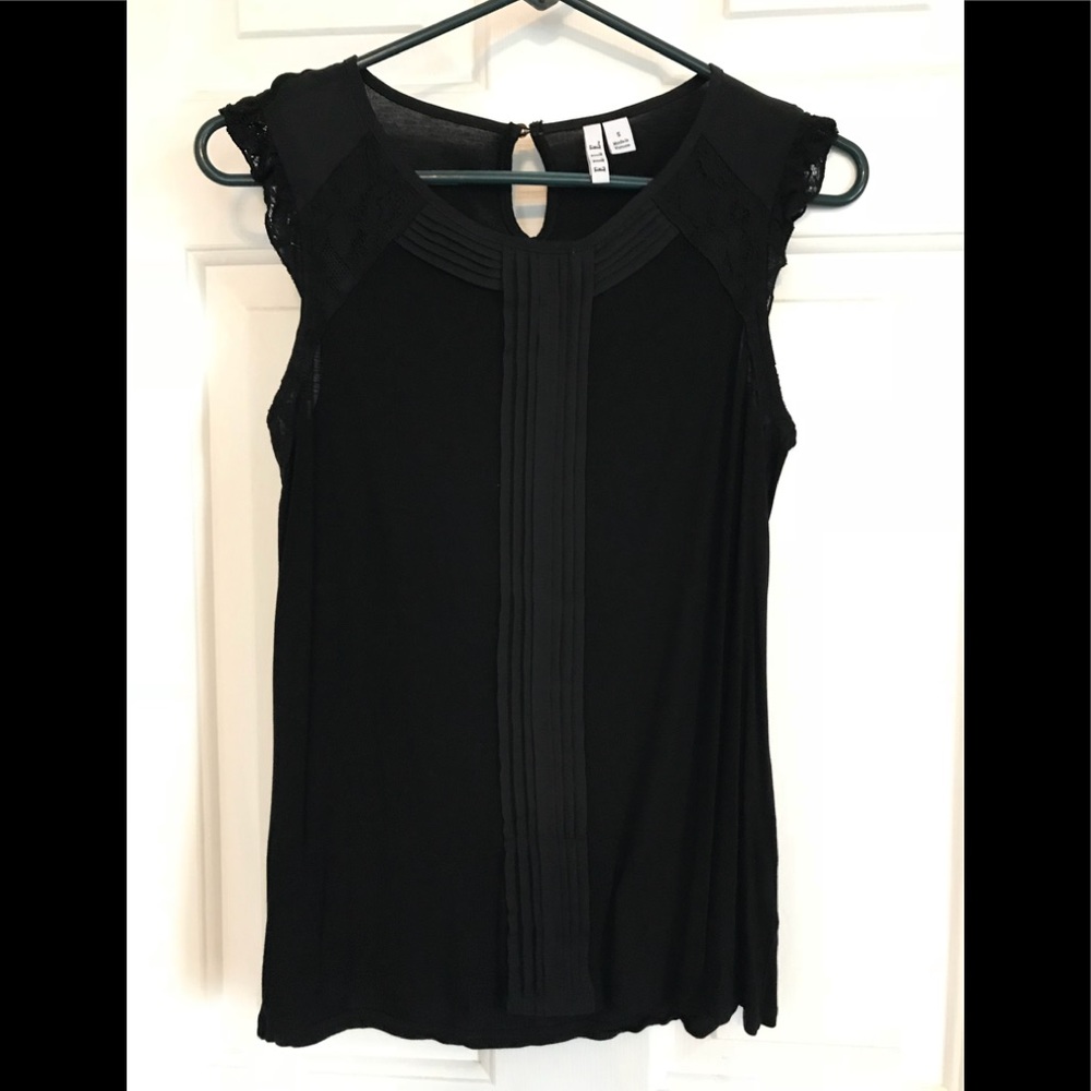 Elle Lace Detail Tank